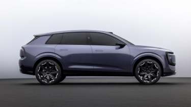 AUDI E SUV concept - side