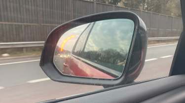 Volvo EC40 - door mirror