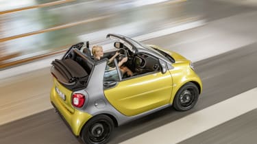 Smart ForTwo Cabrio - roof down above