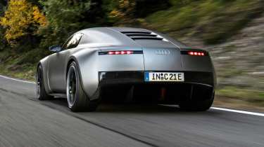 Audi Concept C - rear action