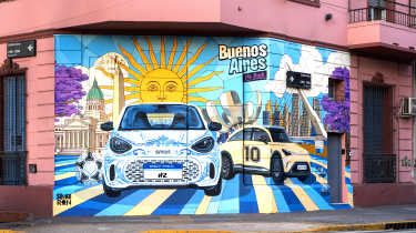 Smart #2 murals - white