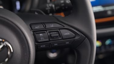 Toyota Aygo X - steering wheel controls