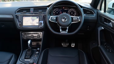 Volkswagen Tiguan - dash