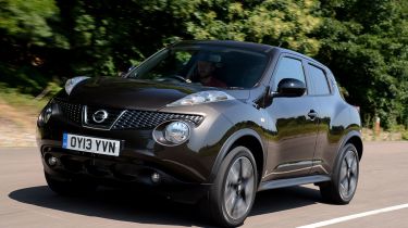 Nissan Juke front action