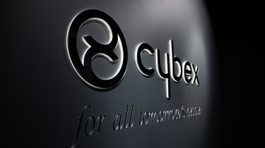 Cybex child car seat - logo