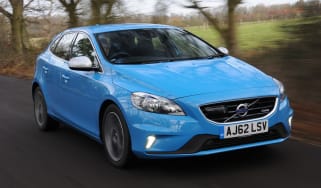 Volvo V40 D2 R-Design Lux front tracking