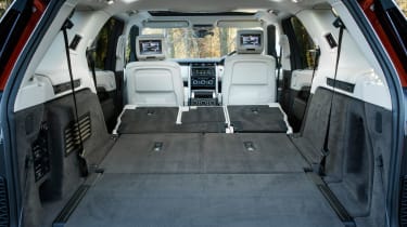 Land Rover Discovery prototype - all seats down