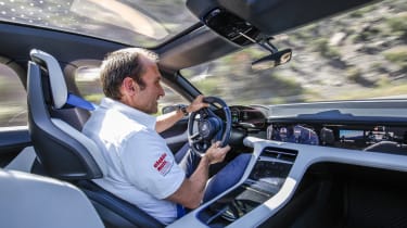 Porsche Mission E Cross Turimso - Thomas Geiger