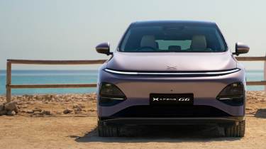 XPeng G6 - full front static