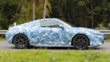 New Honda Prelude spyshot - side 