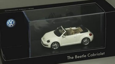 Volkswagen Beetle Cabriolet white