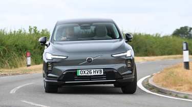 Volvo EX60 2026 - front cornering