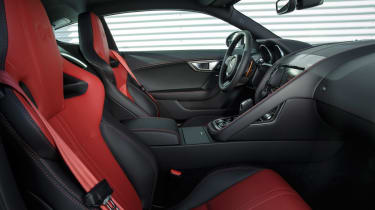 Jaguar F-Type R Coupe (press) seats