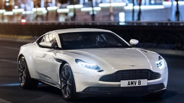 Aston Martin DB11 V8 - front