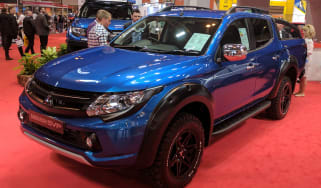 Mitsubishi L200 Barbarian SVP