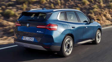 BMW X3 - rear tracking