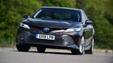 Toyota Camry - front cornering