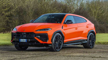 Lamborghini Urus SE - front corner static