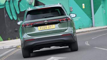 VW Tiguan - rear cornering