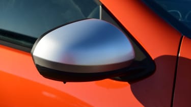 Dacia Duster - mirror