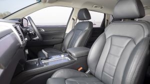 Facelifted SsangYong Rexton - interior