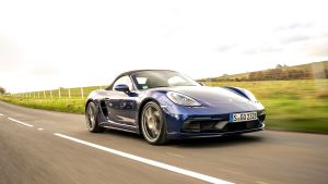 Porsche Boxster GTS 4.0 PDK tracking 