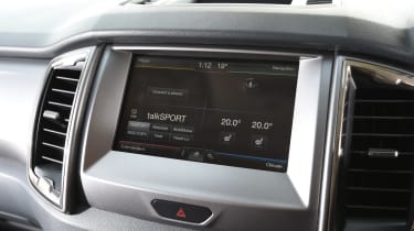 Ford Ranger 3.2 TDCi 2016 - touchscreen