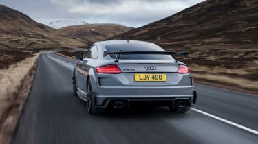 Audi TT RS Iconic Edition - rear tracking
