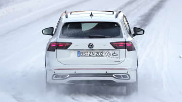 Volkswagen Tiguan (winter testing) - rear
