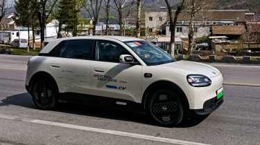 Chery QQ3 - side