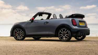 MINI Cooper Convertible - rear static