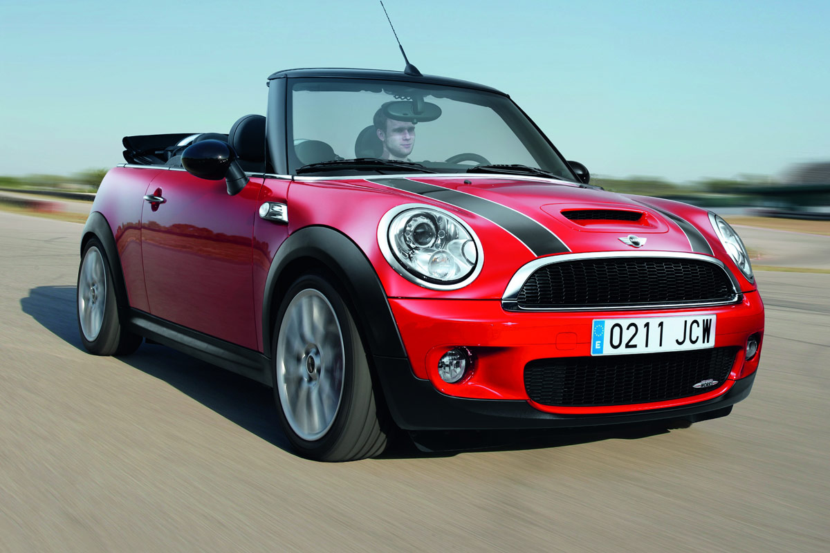Mini Convertible Jcw 09 14 Review Auto Express