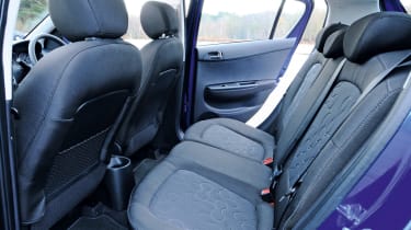 Hyundai i20 Blue rear seats