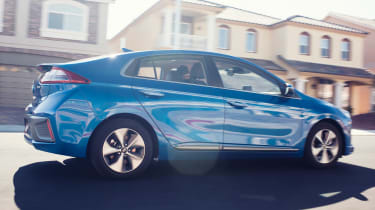 Hyundai Ioniq autonomous - rear action