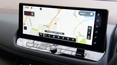Nissan X-Trail - infotainment screen (navigation)
