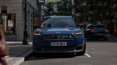 MINI Countryman SE Midnight Edition - front end