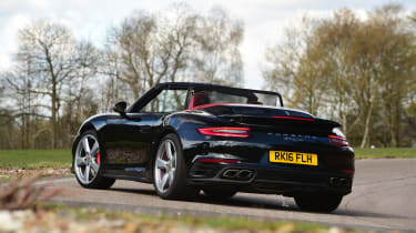 Porsche 911 Turbo Cabriolet 2016 - rear quarter