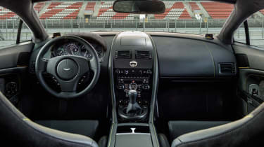 Aston Martin V8 Vantage N430 - interior