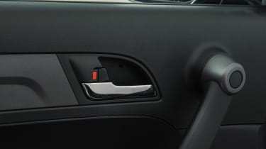 Used Honda CR-V - door