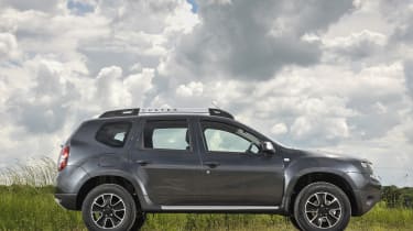 Dacia Duster - side profile