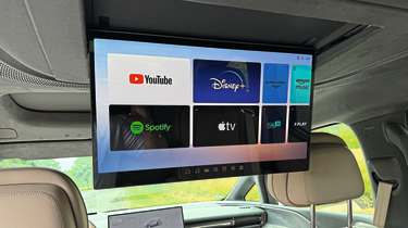 Xpeng X9 - rear infotainment screen