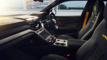 Lamborghini Urus Performante - interior
