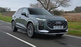 Audi Q3 - front tracking