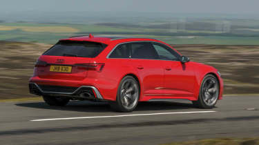 Audi RS 6 Avant - rear panning