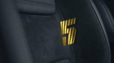 Renault 5 Bleu d’Or - seat detail