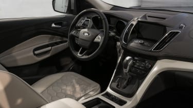 Ford Kuga Vignale Concept - studio interior