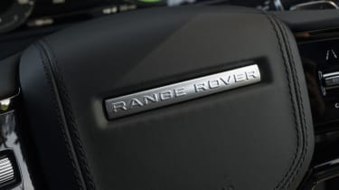Range Rover Velar - steering wheel