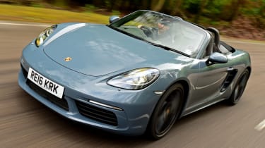Porsche 718 Boxster 2016 - front tracking