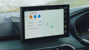 Dacia Jogger Hybrid 155 - infotainment screen