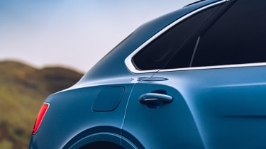 Bentley Bentayga Hybrid - rear